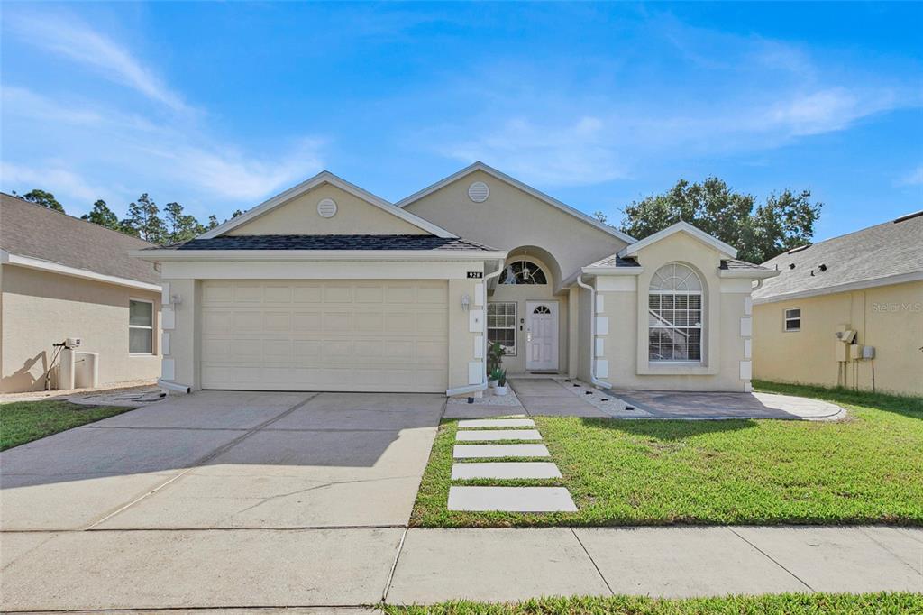 928 Troon Circle, Davenport, FL 33897 Compass