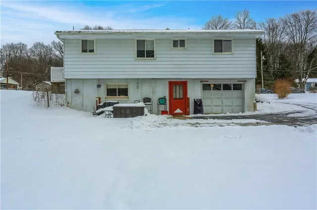 $279,000 | 203 Mulberry Lane, Slippery Rock, PA 16057