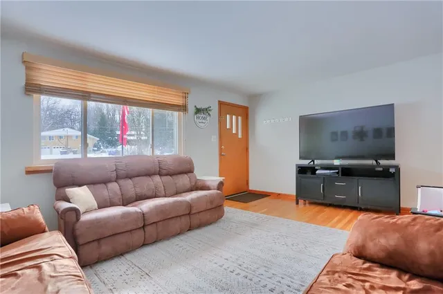 $279,000 | 203 Mulberry Lane, Slippery Rock, PA 16057