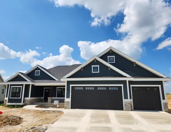 $898,500 | 4074 Hanover Drive, DeForest, WI 53532