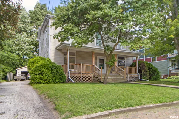 $199,900 | 373 North Cherry Street, Galesburg, IL 61401