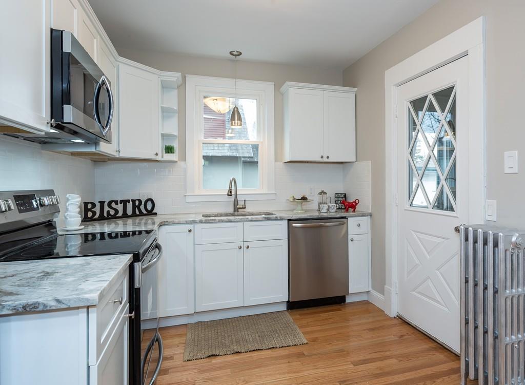 98 Ardmore Street Springfield, MA 01104 - Photo 2 of 33