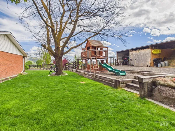 $712,000 | 2772 East Black Canyon Highway, Emmett, ID 83617