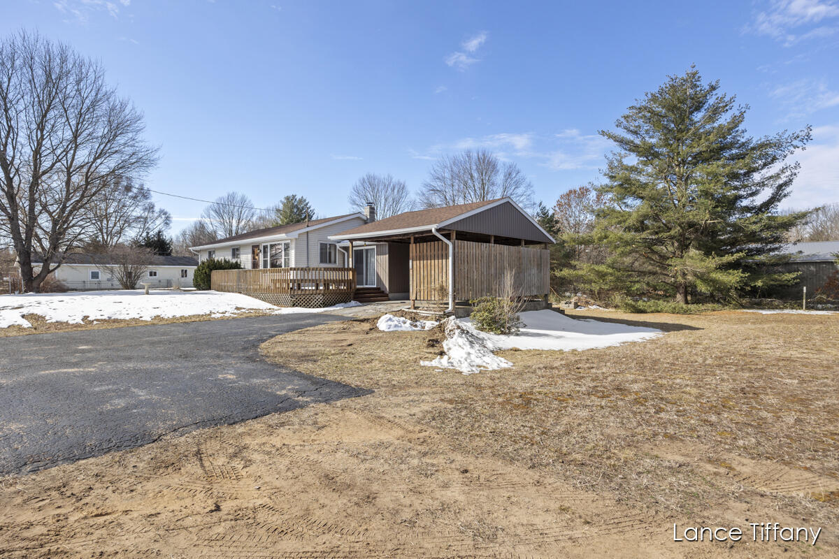 2020 Johnson Road Gowen, MI 49326 - Photo 3 of 20 IMG_1002