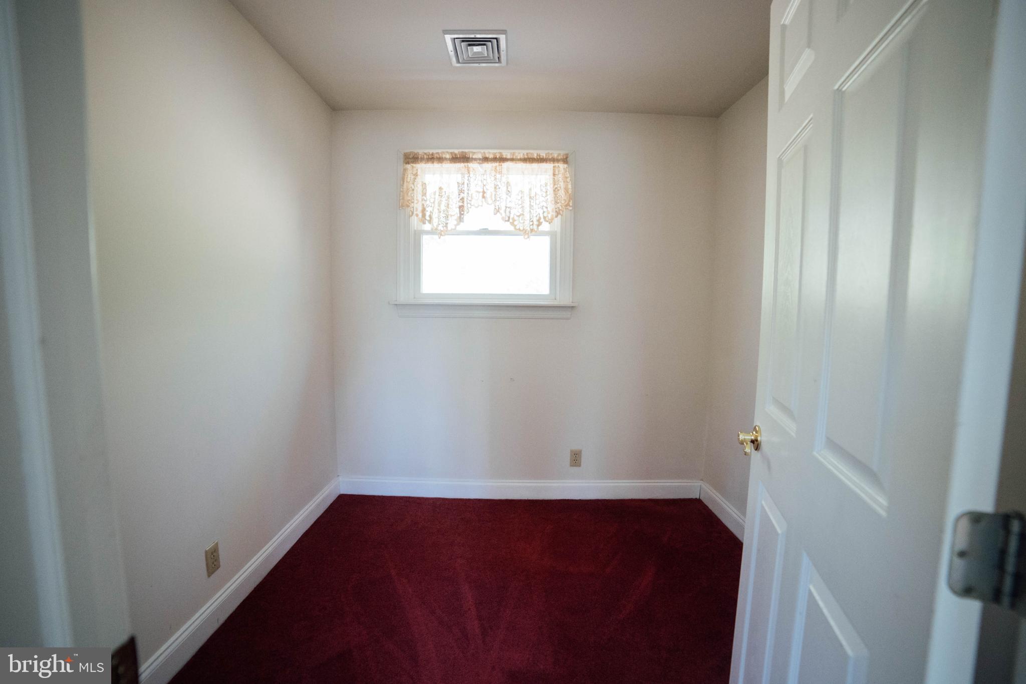 7 Slitting Mill Road Glen Mills, PA 19342 - Photo 40 of 59 Office Closet