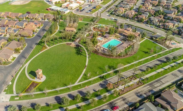 $680,000 | 3725 Everglade Avenue, Clovis, CA 93619