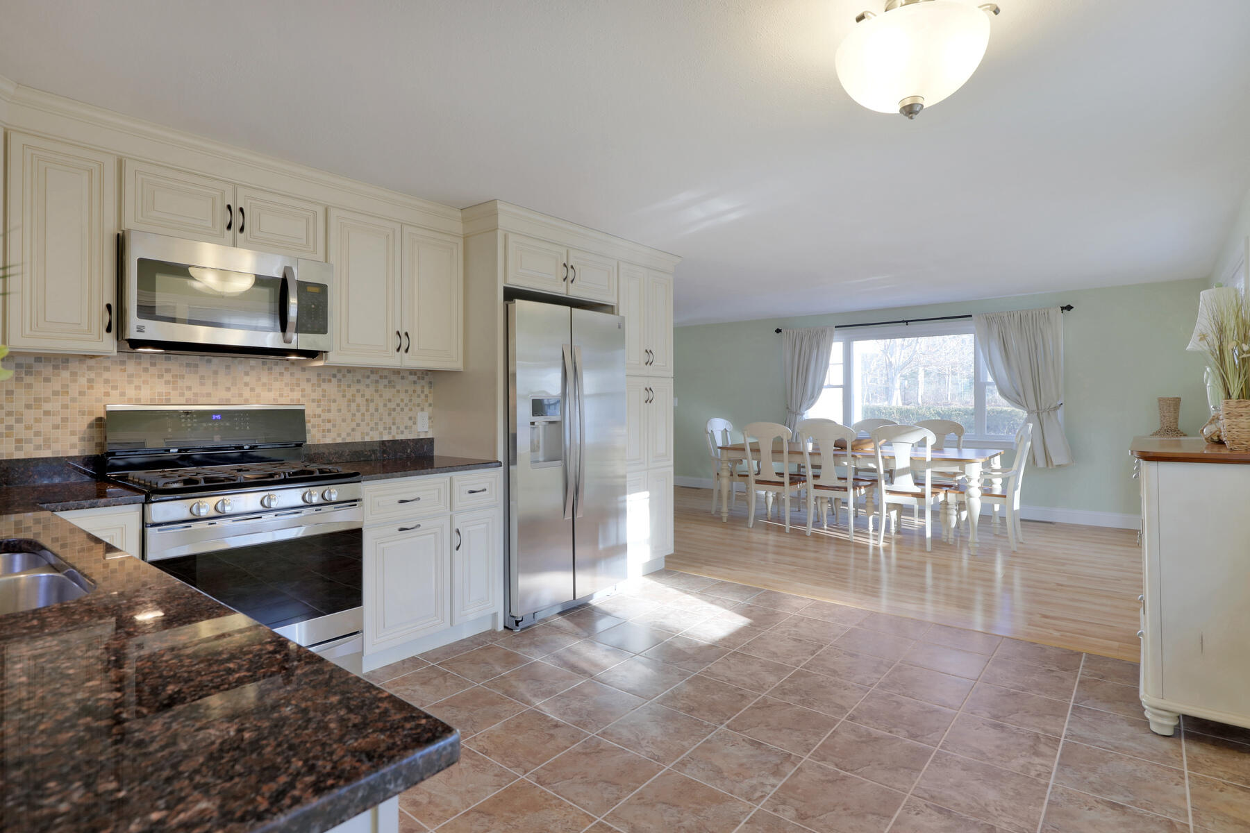 281 Old Craigville Road Hyannis, MA 02601 - Photo 5 of 27 3P2A0673