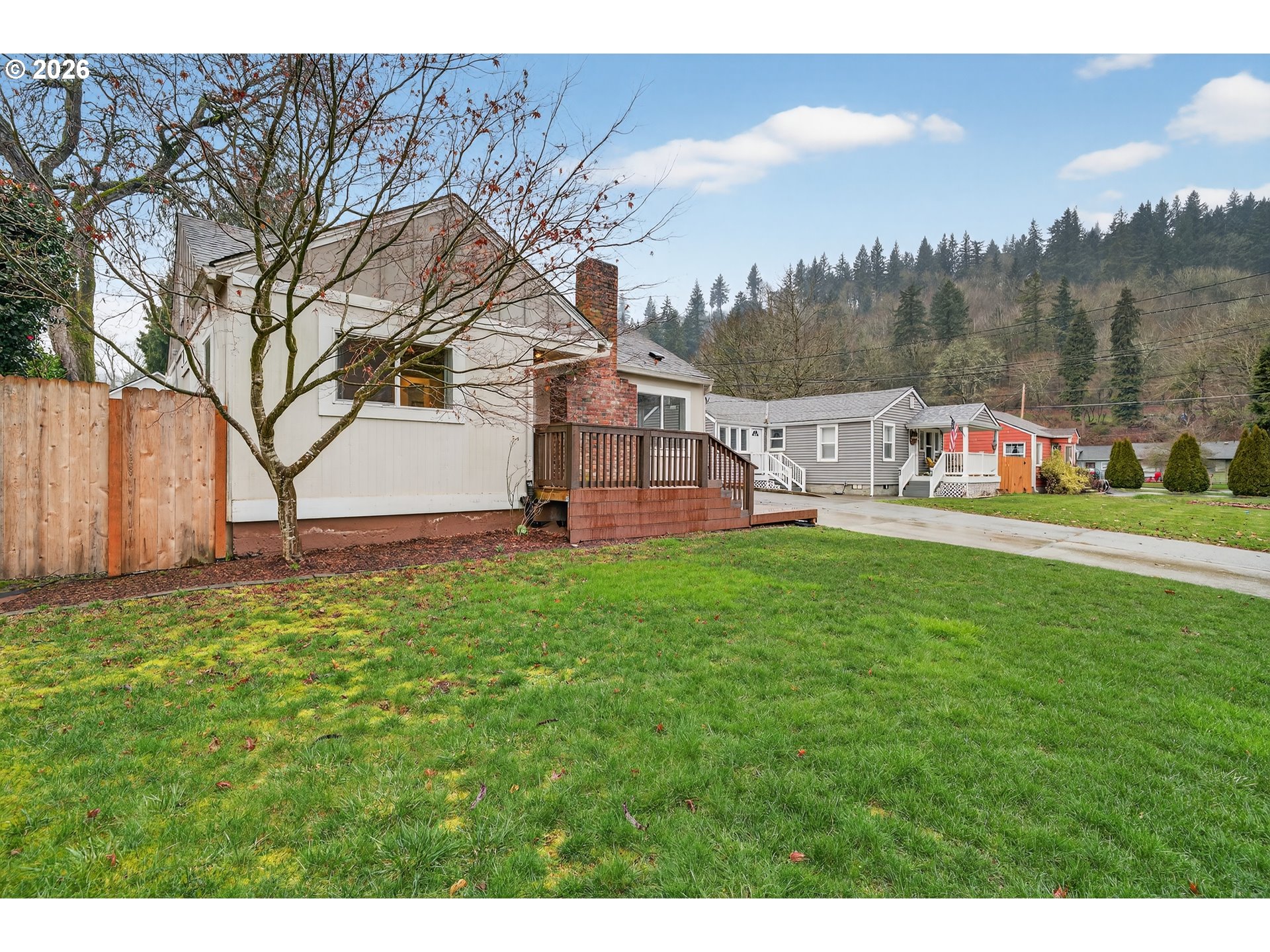 911 Northwest Fargo Street Camas, WA 98607 - Photo 3 of 37