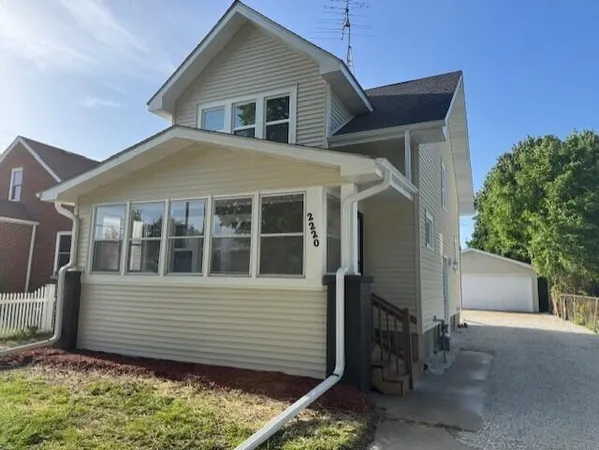 $279,900 | 2220 75th Street, Kenosha, WI 53143