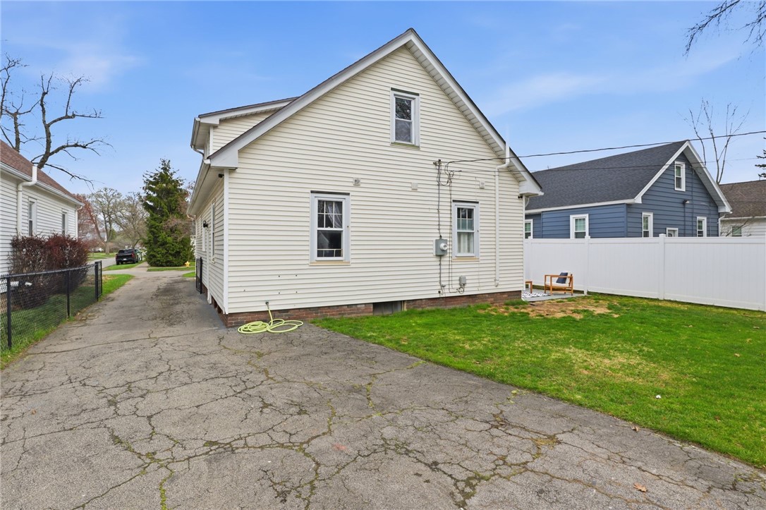 71 Curtice Road Irondequoit, NY 14617 - Photo 31 of 32