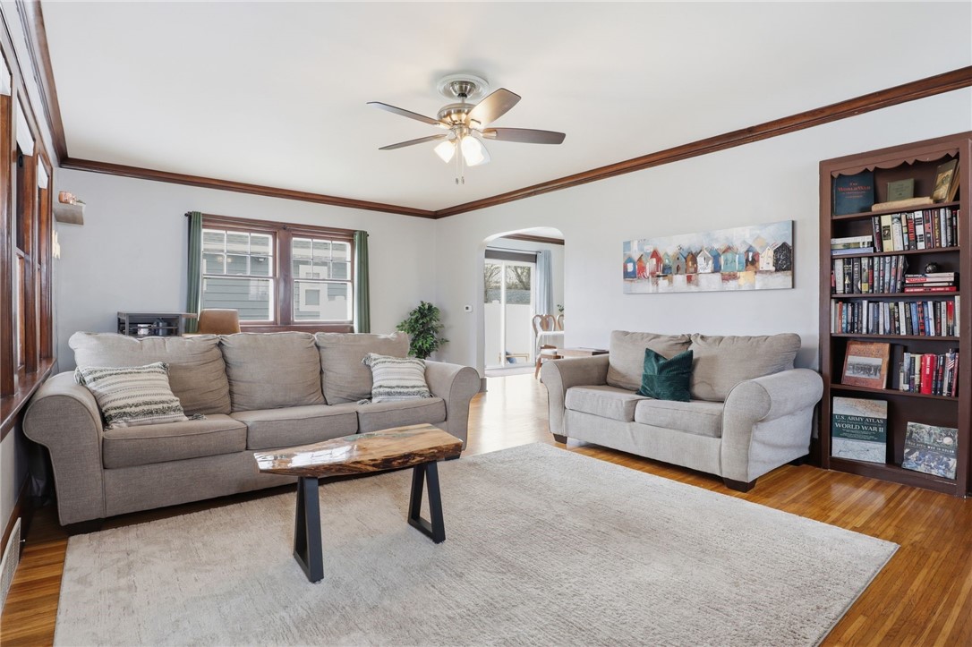 71 Curtice Road Irondequoit, NY 14617 - Photo 5 of 32