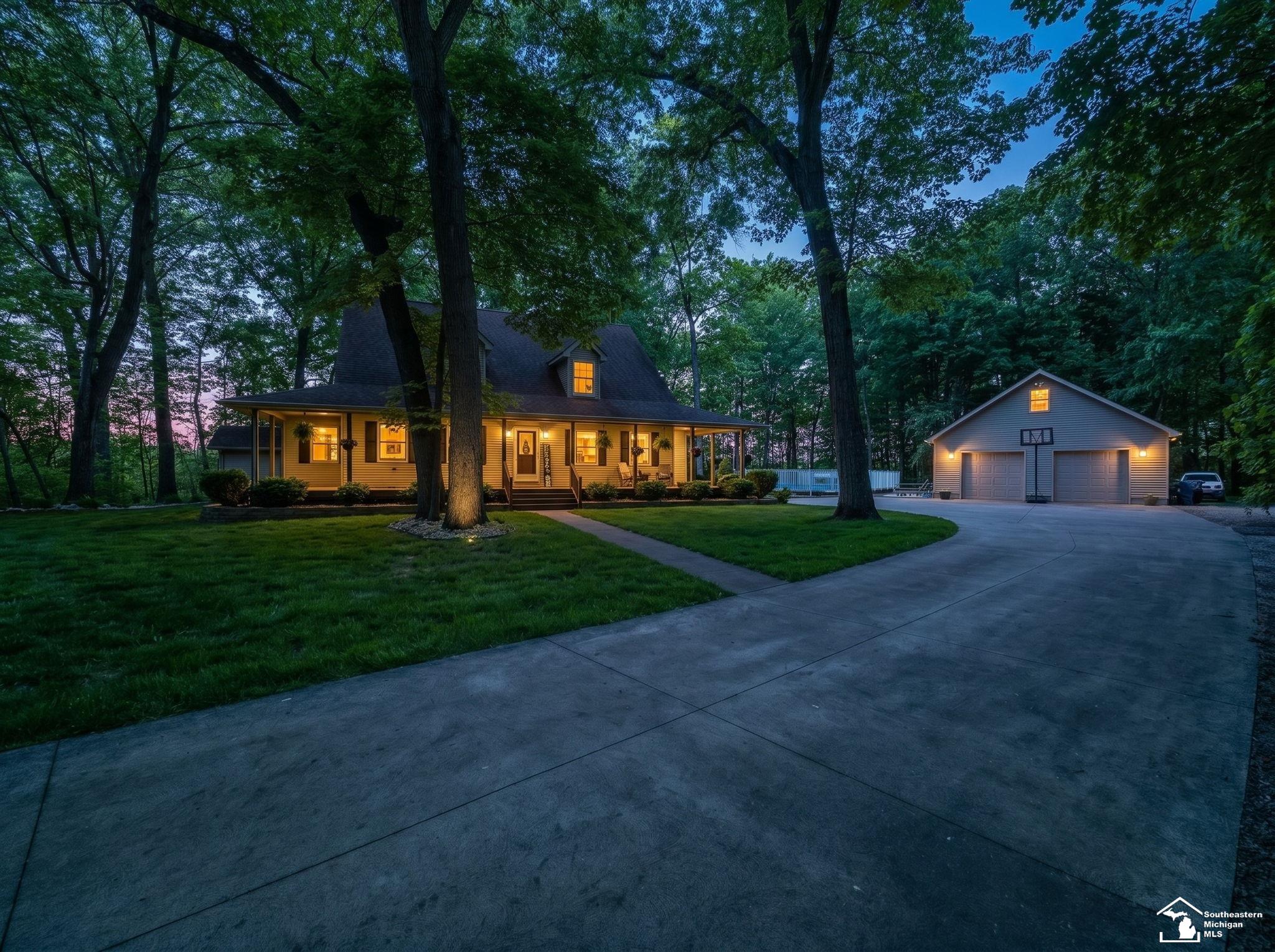 1326 South Raisinville Road Monroe, MI 48161 - Photo 4 of 66