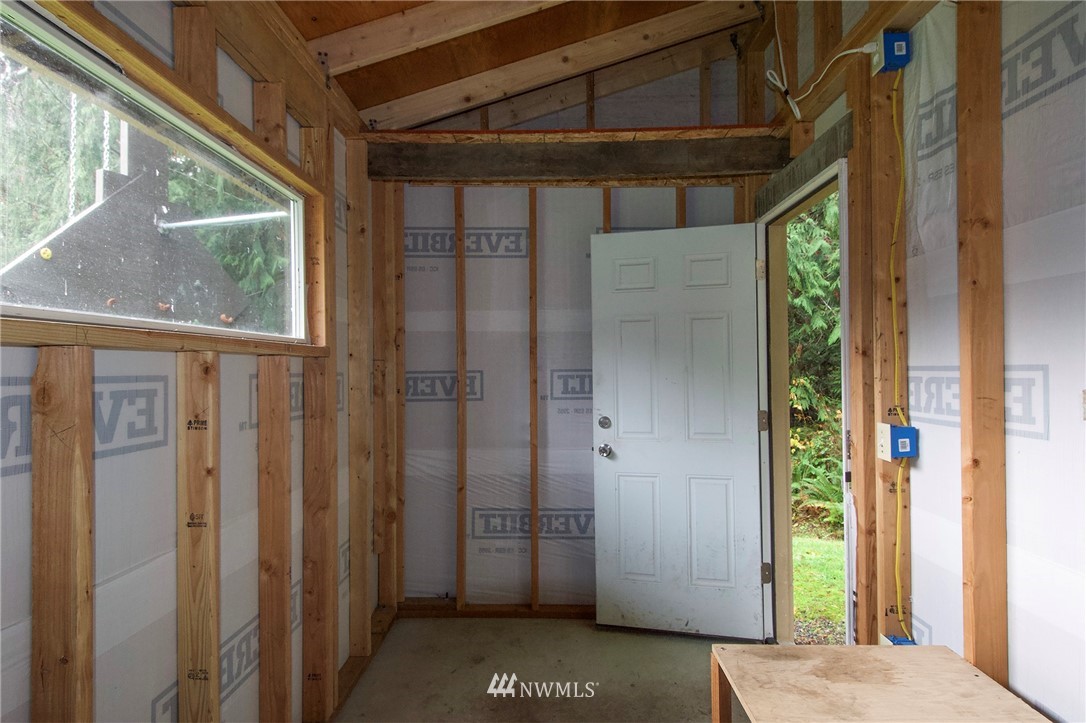 463 Autumn Road Sequim, WA 98382 - Photo 31 of 40 a view of front door