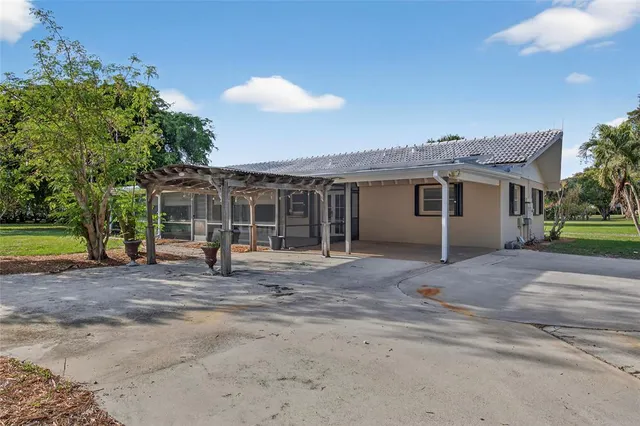 $8,000 | 6852 Skyline Drive, Delray Beach, FL 33446