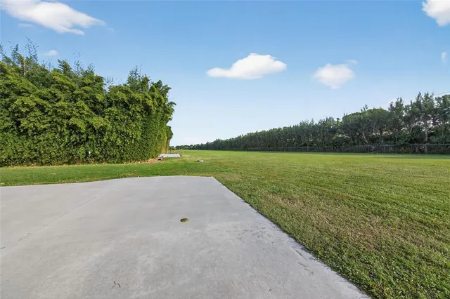 $8,000 | 6852 Skyline Drive, Delray Beach, FL 33446