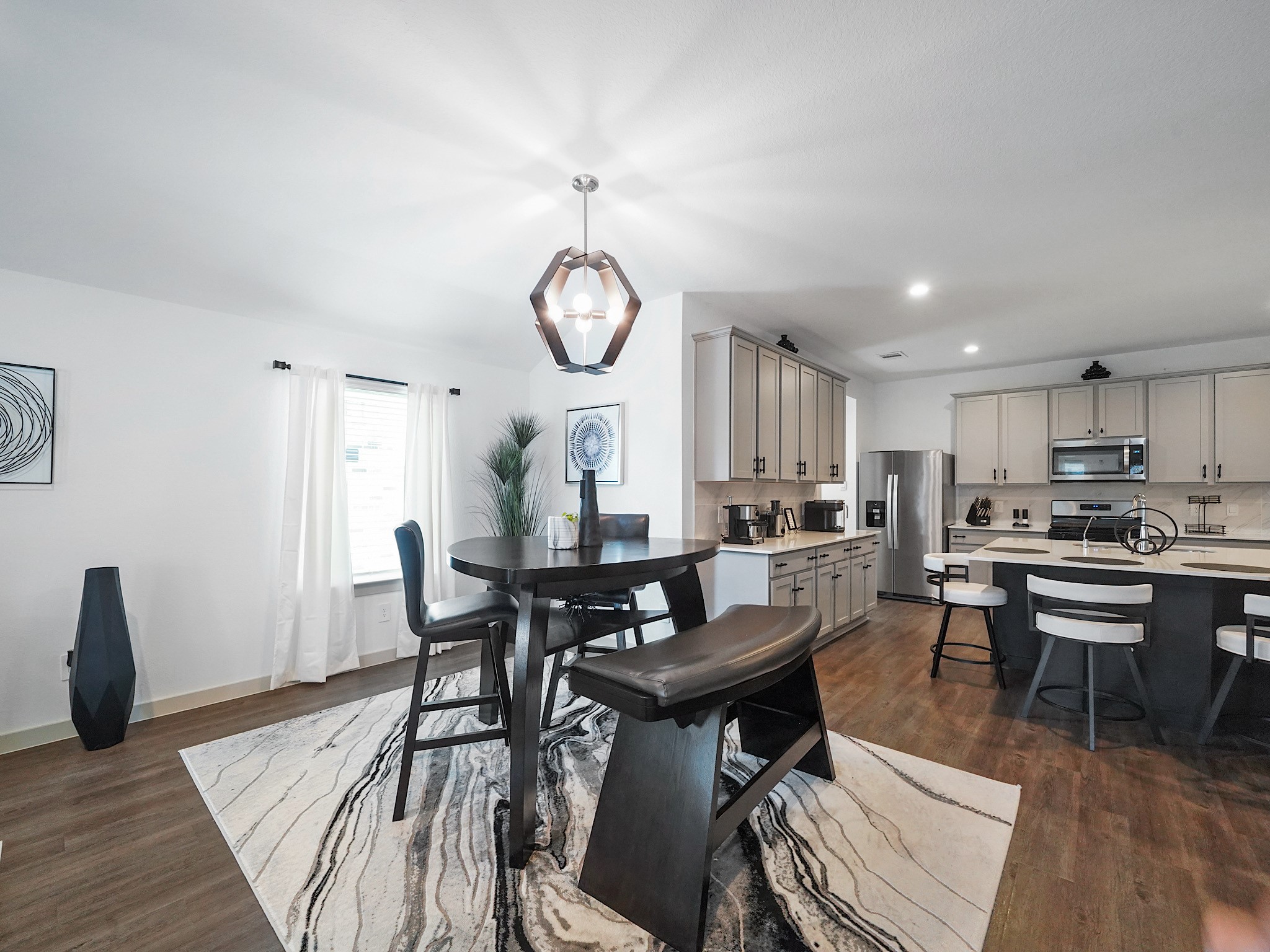 7823 Cattlewood Pass Rosharon, TX 77583 - Photo 11 of 17 Dining area.