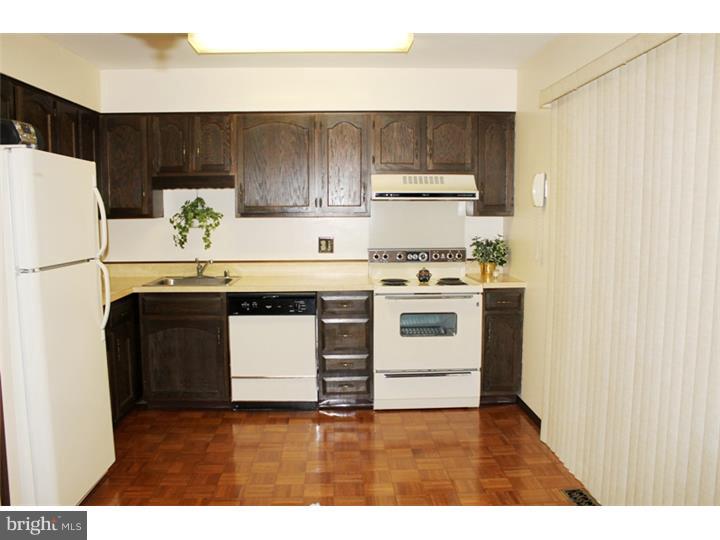 354 Pricketts Mill Road Tabernacle, NJ 08088 - Photo 9 of 25 Kitchen