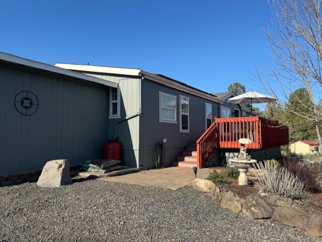 9192 Southwest Shad Road Terrebonne, OR 97760 - Photo 2 of 26 Front entry