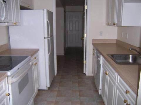 3502 Tremonte Circle Rochester, MI 48306 - Photo 4 of 6 404778-3.JPG