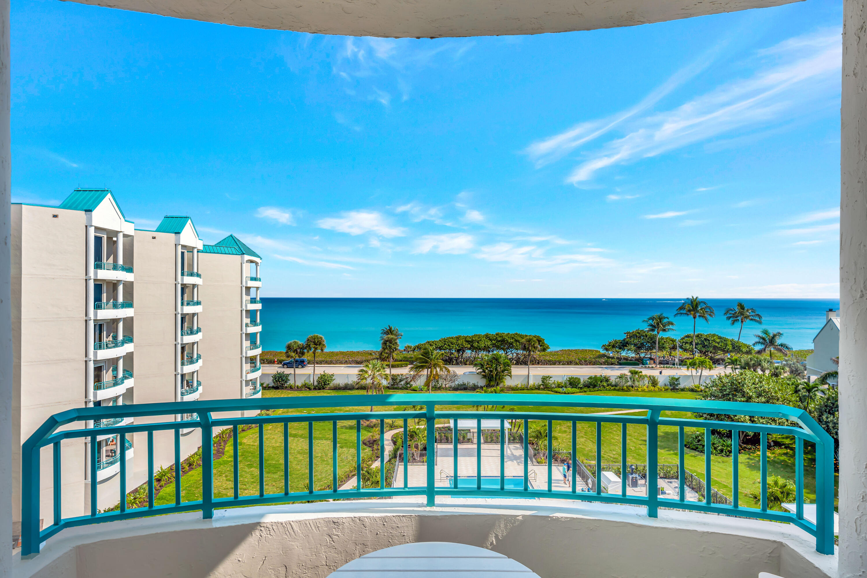 2000 Florida A1A, Unit N507 Jupiter, FL 33477 - Photo 13 of 78 a view of a street from a balcony