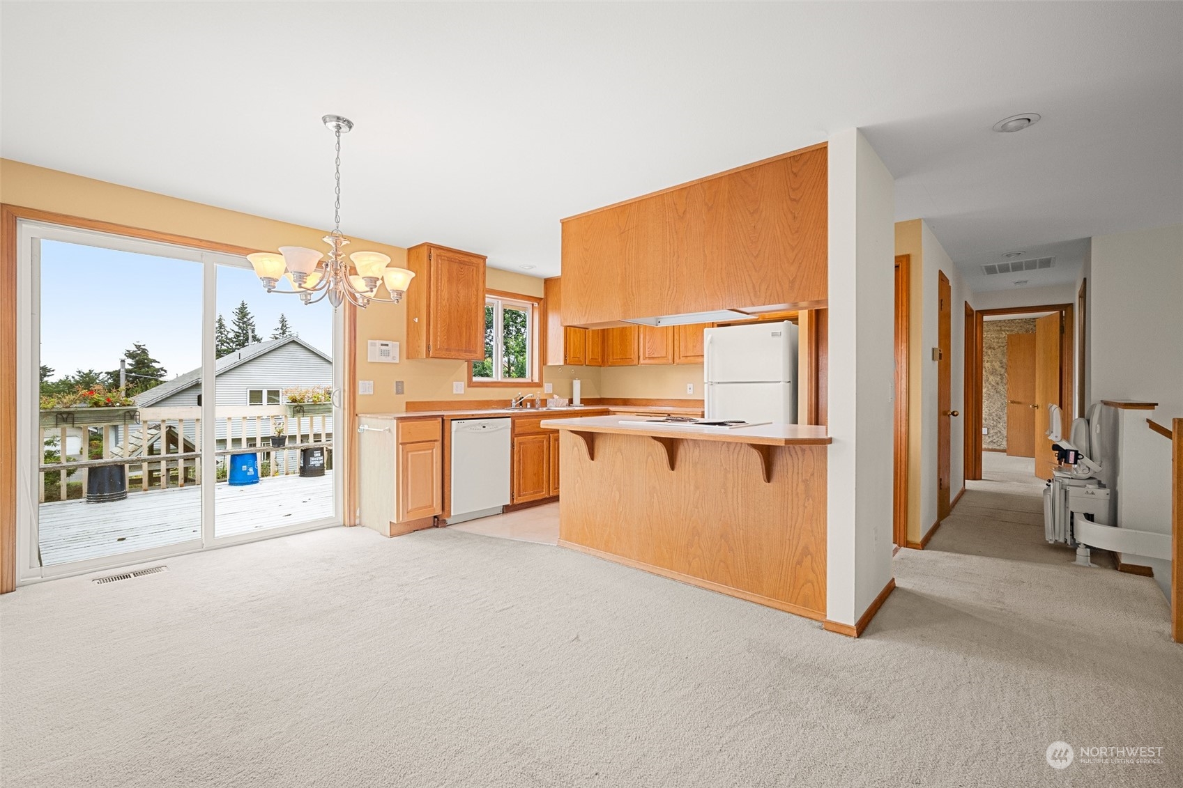 1318 East McLeod Road Bellingham, WA 98226 - Photo 11 of 40 Gallery Image 11