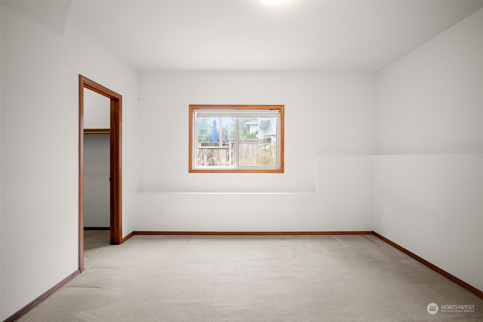 1318 East McLeod Road Bellingham, WA 98226 - Photo 22 of 40 Gallery Image 22