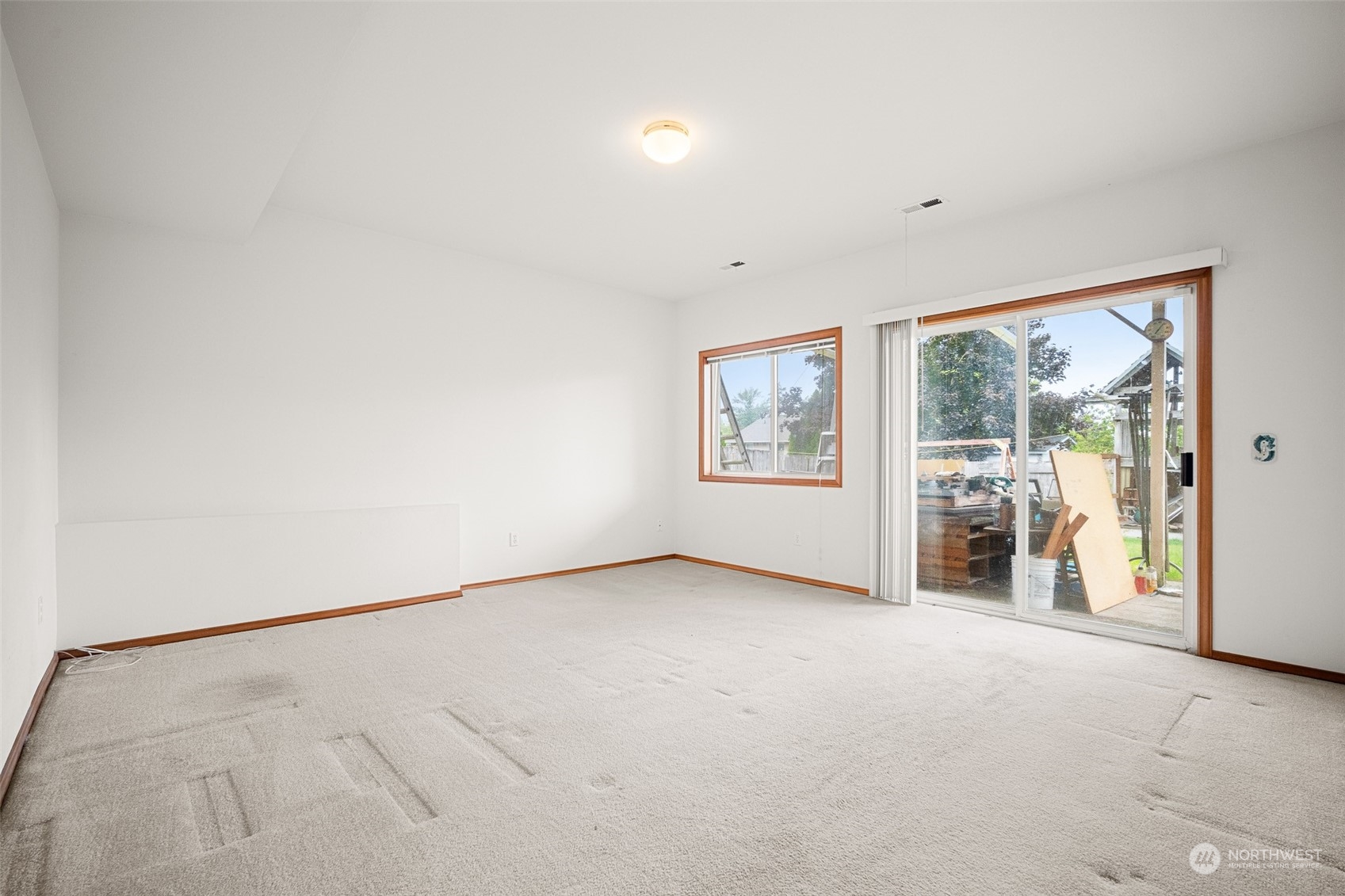 1318 East McLeod Road Bellingham, WA 98226 - Photo 28 of 40 Gallery Image 28