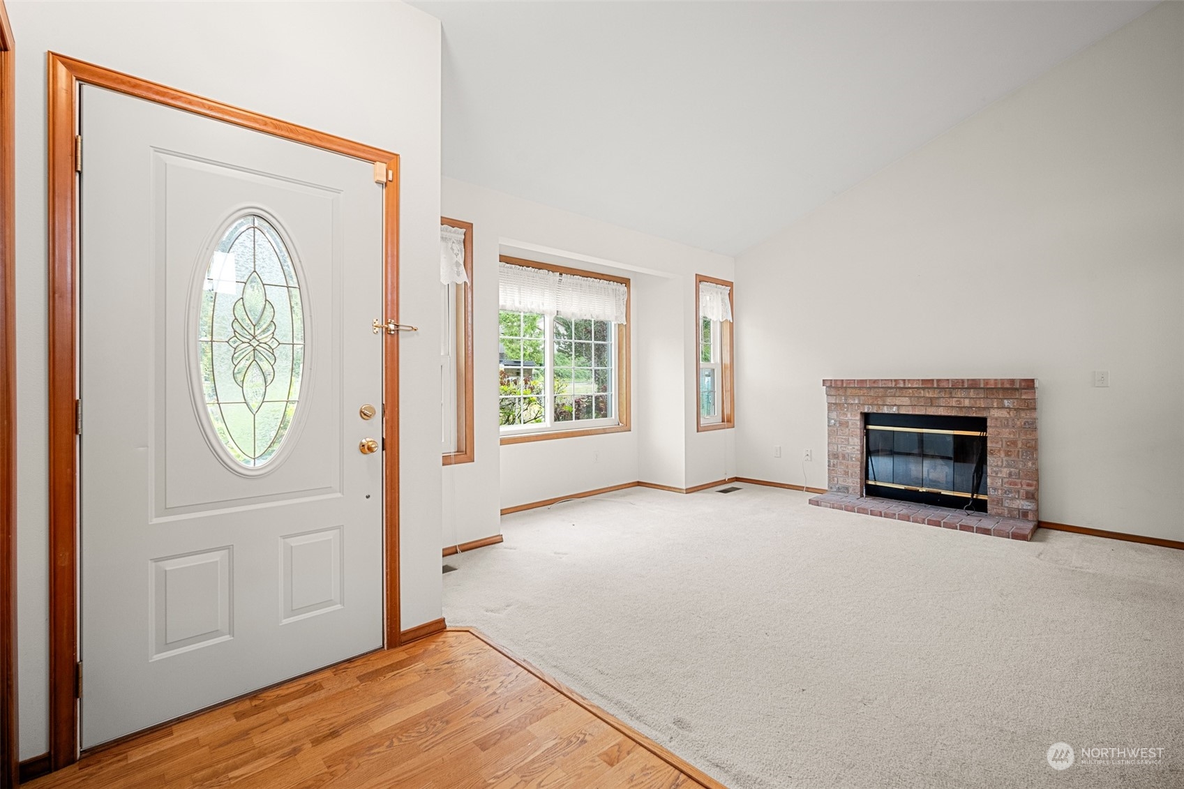 1318 East McLeod Road Bellingham, WA 98226 - Photo 5 of 40 Gallery Image 5