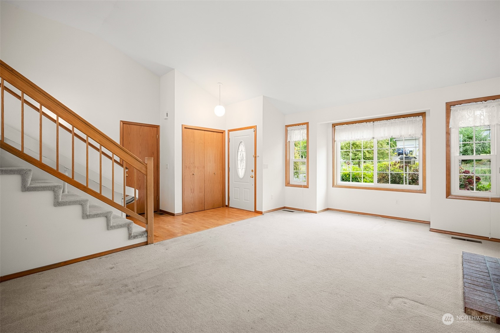 1318 East McLeod Road Bellingham, WA 98226 - Photo 6 of 40 Gallery Image 6