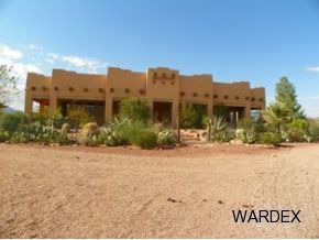 7945 South Hawk Road Kingman, AZ 86401 - Photo 1 of 24 a view of a building