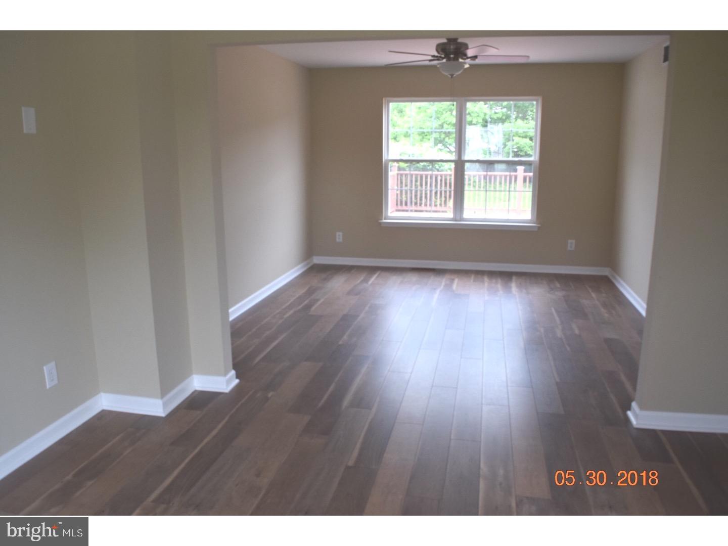 29 Chevy Chase Road Sicklerville, NJ 08081 - Photo 3 of 15 Gallery Image 3