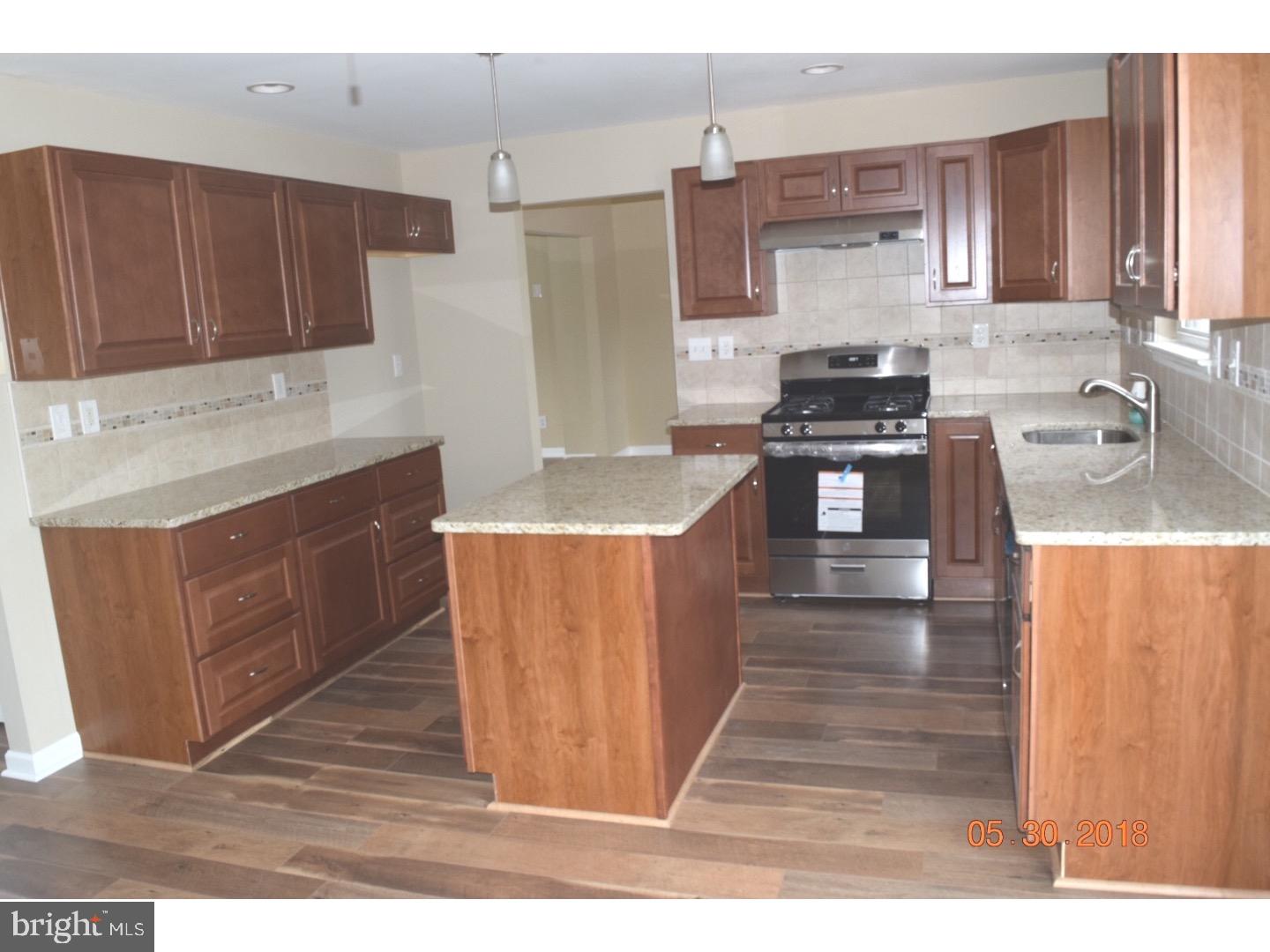 29 Chevy Chase Road Sicklerville, NJ 08081 - Photo 4 of 15 Gallery Image 4