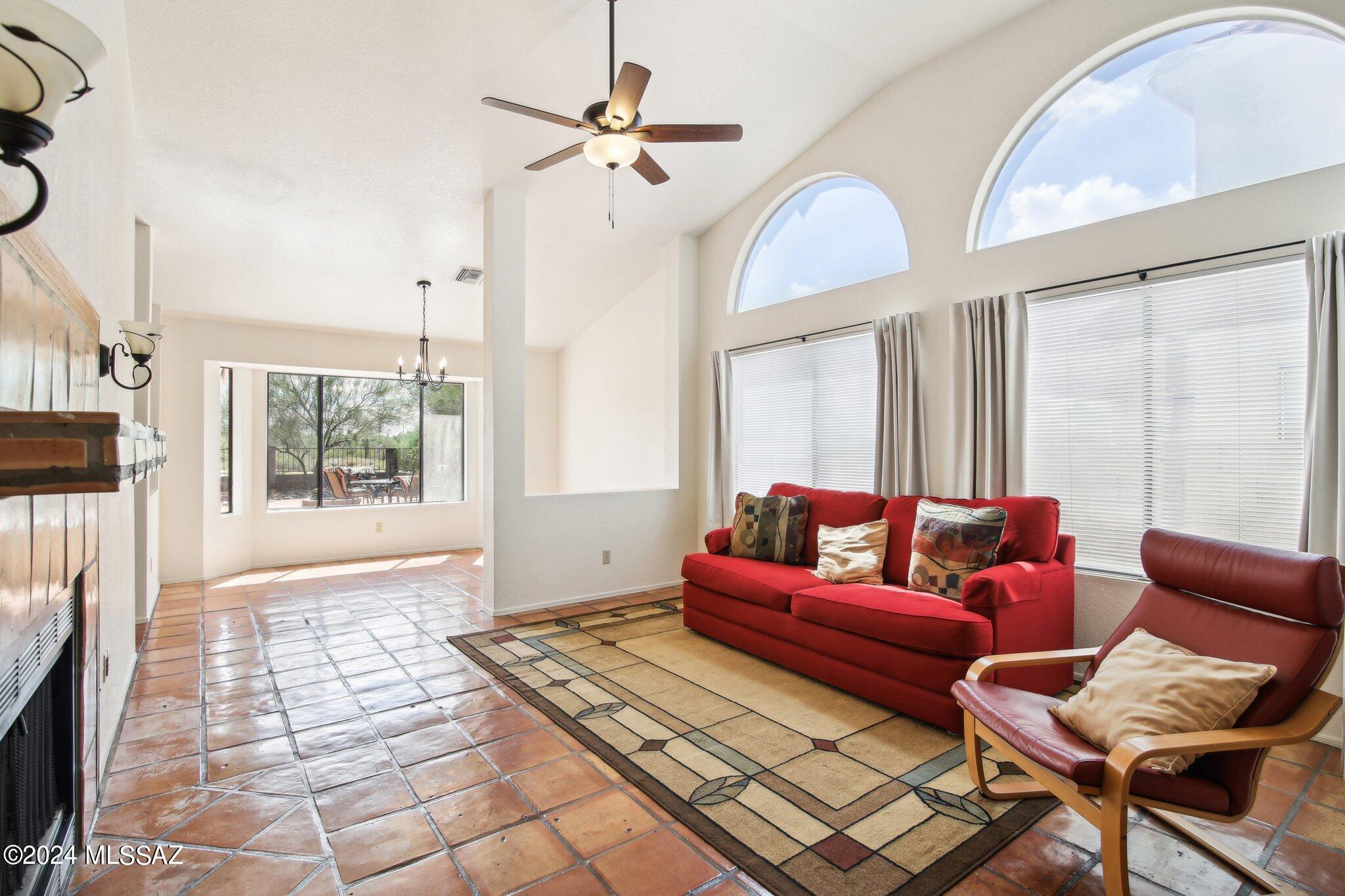 4649 West Lessing Lane Tucson, AZ 85742 - Photo 2 of 49