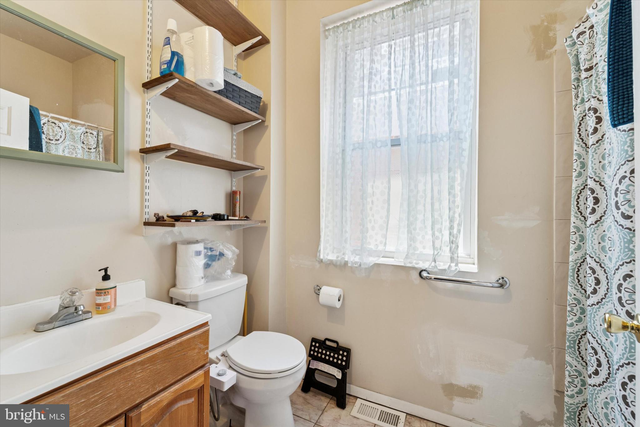 4820 Cedar Avenue Philadelphia, PA 19143 - Photo 21 of 29