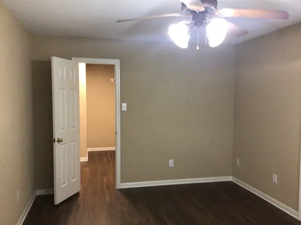 $2,195 | 1022 Yorkshire Hollow Lane, Fresno, TX 77545