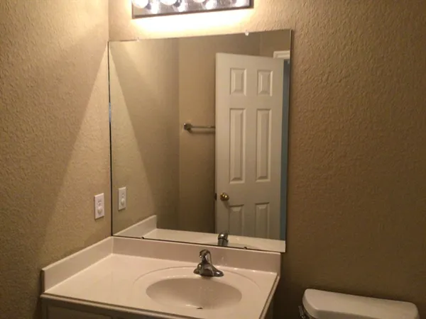 $2,195 | 1022 Yorkshire Hollow Lane, Fresno, TX 77545