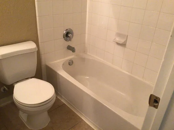 $2,195 | 1022 Yorkshire Hollow Lane, Fresno, TX 77545