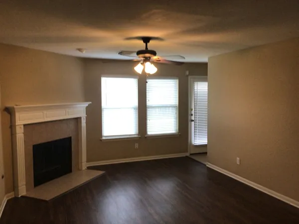 $2,195 | 1022 Yorkshire Hollow Lane, Fresno, TX 77545