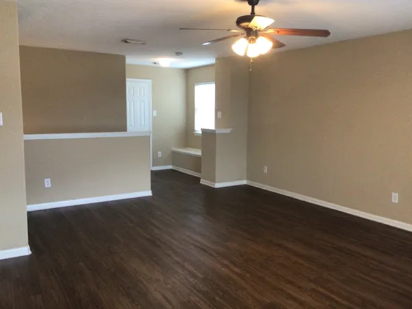 $2,195 | 1022 Yorkshire Hollow Lane, Fresno, TX 77545