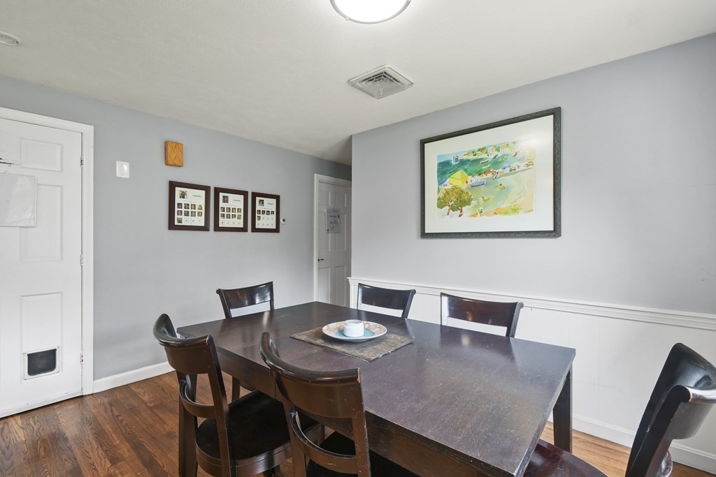 11 Haverhill Road Topsfield, MA 01983 - Photo 13 of 34