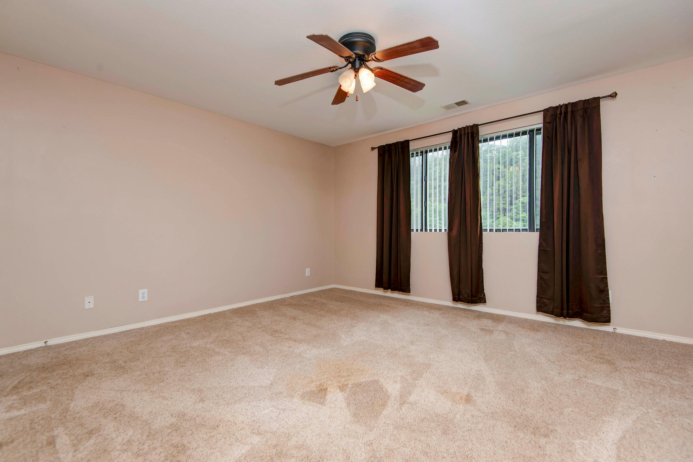 146 River Point Road, Unit 7 Hollister, MO 65672 - Photo 11 of 21 Primary bedroom