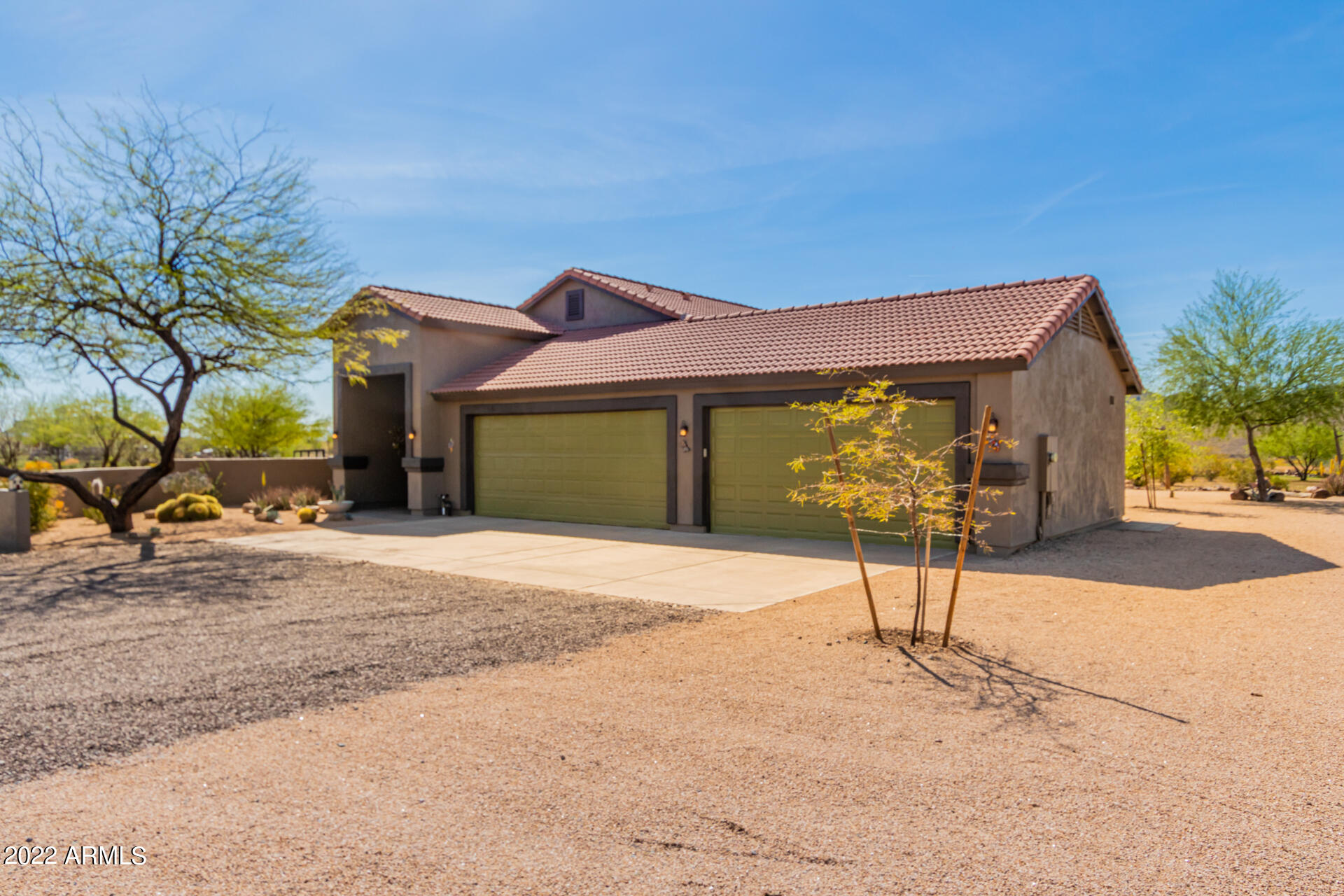 2407 West Desert Ranch Road Phoenix, AZ 85086 - Photo 2 of 55 0007-02 - Desert Ranch