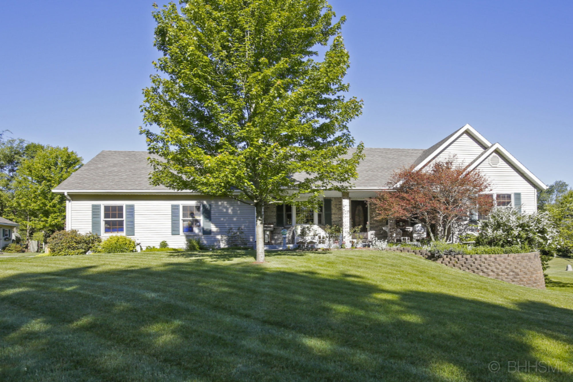 118 Doster Road Plainwell, MI 49080 - Photo 2 of 37 118 doster rd-102