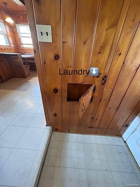 3411 Devon Road Royal Oak, MI 48073 - Photo 14 of 24 laundry by back door