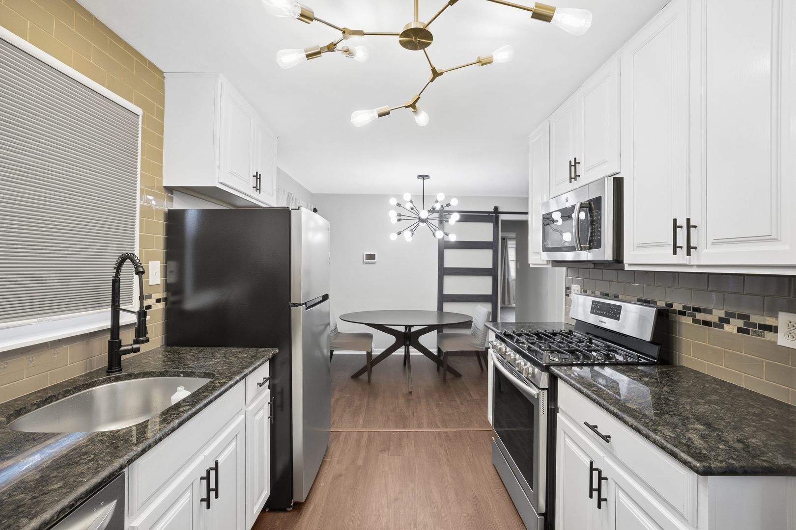 1207 Olive Road Homewood, IL 60430 - Photo 6 of 18