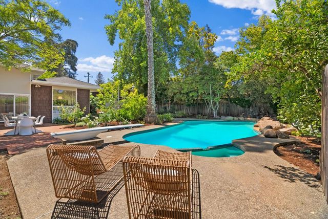 a view of outdoor space yard and patio