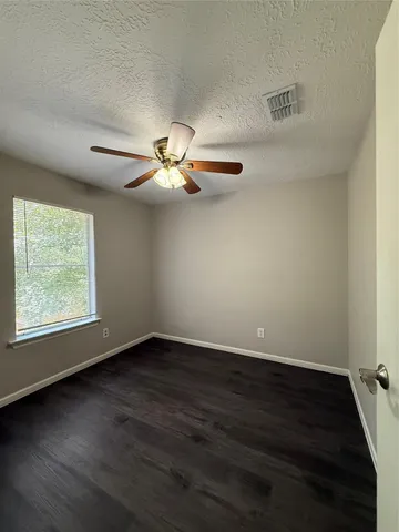 $1,850 | 17 Briervine Court, Spring, TX 77381