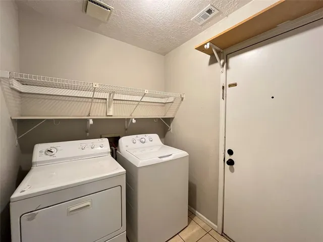 $1,850 | 17 Briervine Court, Spring, TX 77381