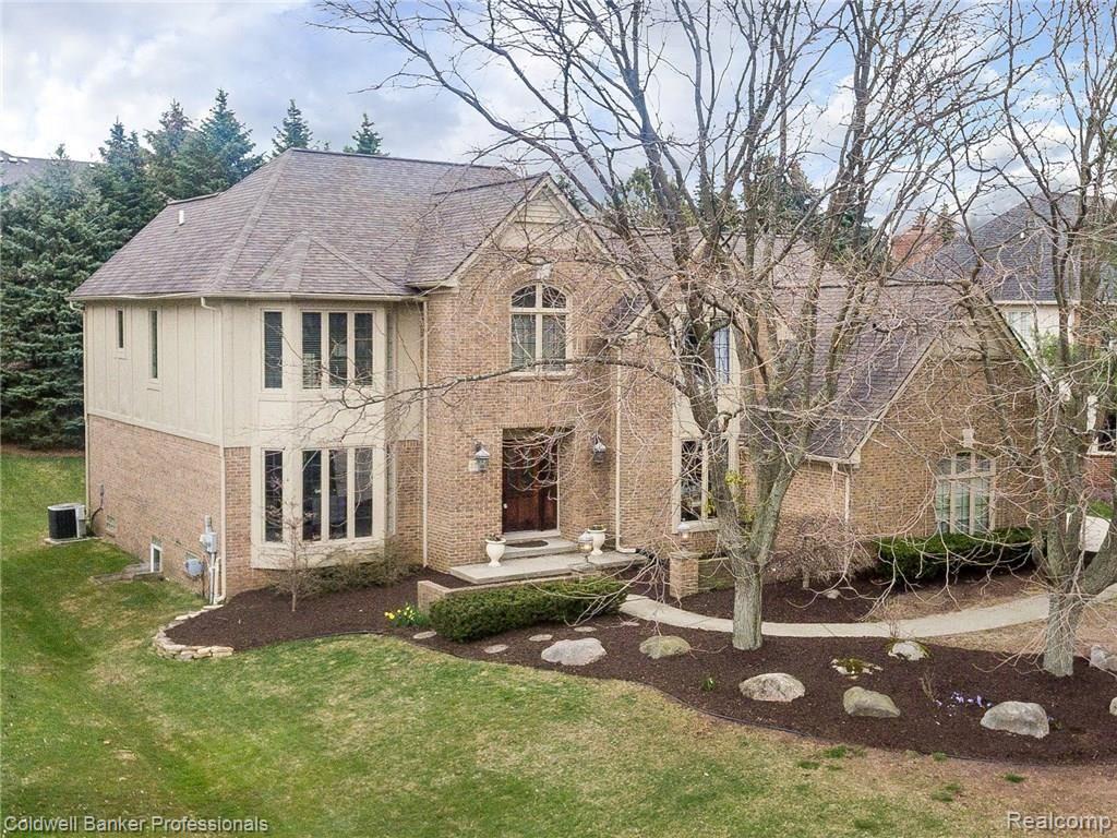 3724 Newcastle Drive Rochester, MI 48306 - Photo 1 of 39 3724-Newcastle-Drive-01.jpg