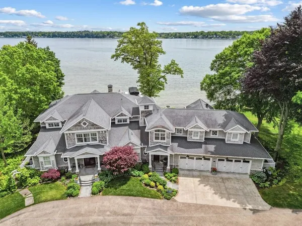 $5,100,000 | 20331 Blairs View Drive, White Pigeon, MI 49099